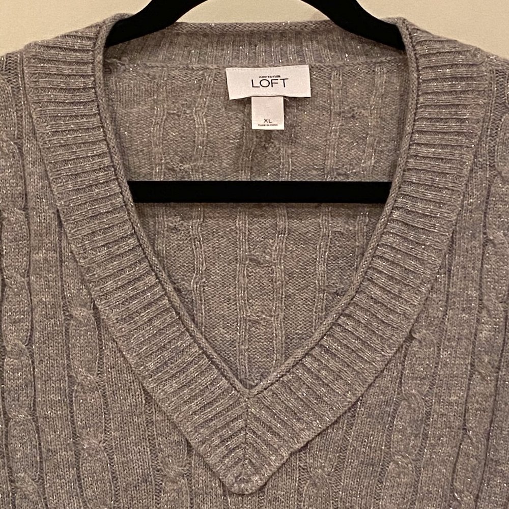 LOFT Grey Sparkly Cableknit V-neck Sweater - Picture 3 of 8